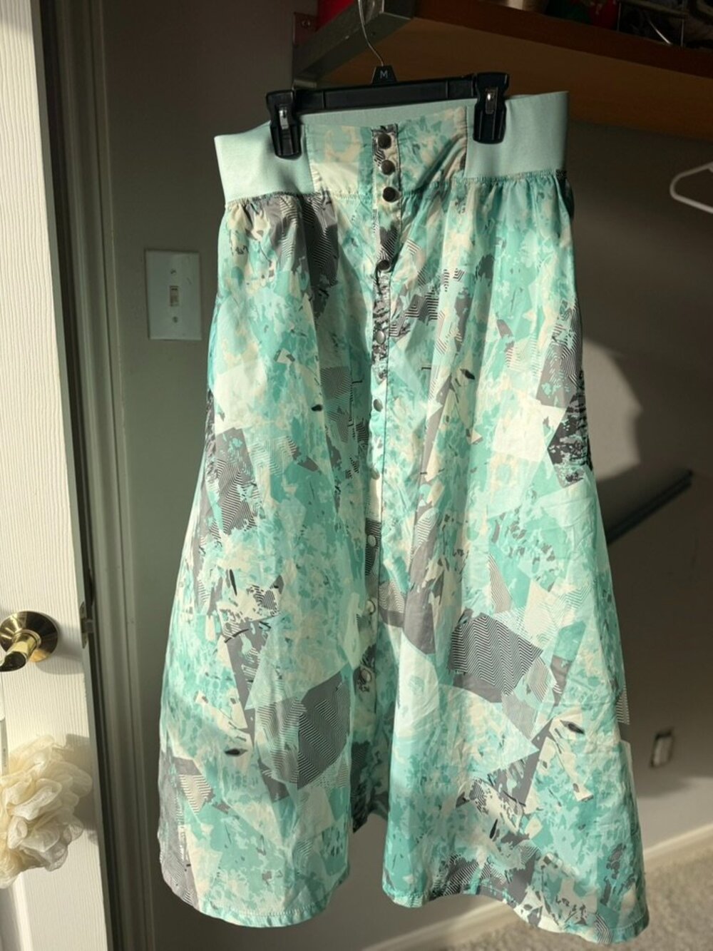 KORAL Printed Midi Skirt | Mint Green Abstract Print | Size M
